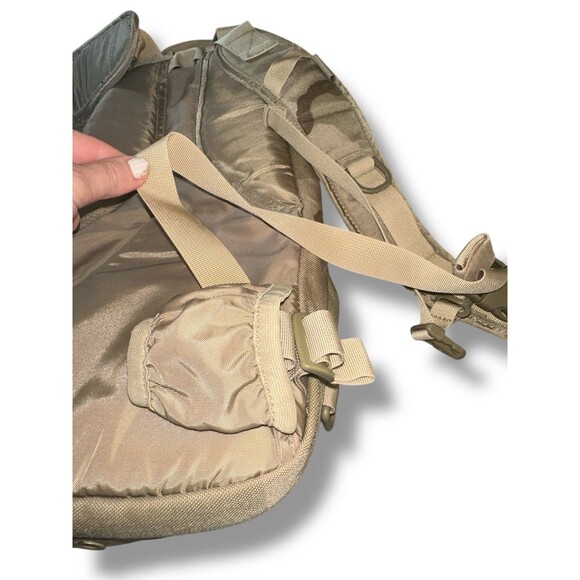 CamelBak Maximum Gear MULE Hydration Pack Desert Camo Cordura Tactical - Picture 12 of 16